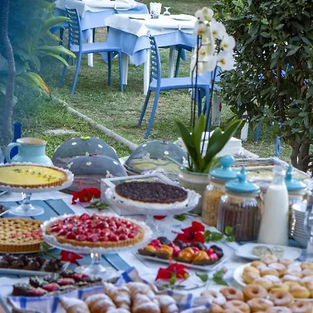 Imperia مارتْشانا مارينا